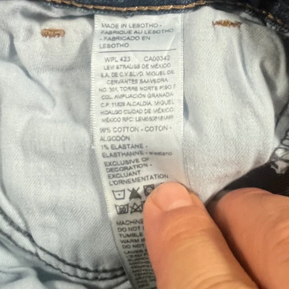 Signature Levis Gold Label Bootcut Jeans Mens 30x31.5 Medium Wash Blue Denim EUC